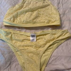 Mossimo Supply Co. Light Yellow Lace Bralette and Panty Set